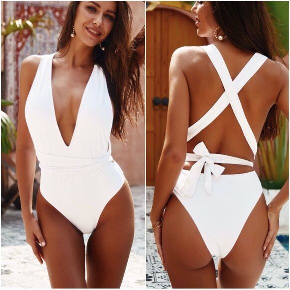 White Deep Plunge Swimsuit Med 8-10 - Picture 2 of 8